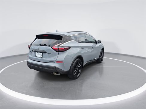 Used 2023 Nissan Murano SV w/ SV Midnight Edition Package image 8