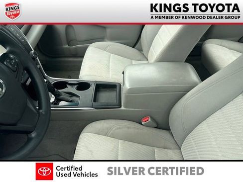Used 2016 Toyota Camry LE FWD image 11