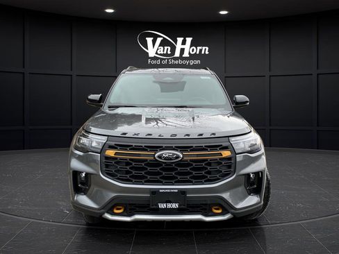 New 2026 Ford Explorer Tremor image 3