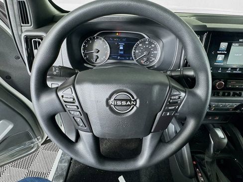 New 2026 Nissan Frontier SV image 9