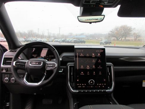 New 2026 GMC Yukon Elevation w/ Elevation Premium Package image 16