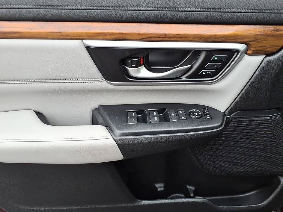 Used 2019 Honda CR-V EX-L image 11
