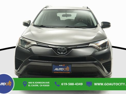 Used 2016 Toyota RAV4 LE FWD image 4