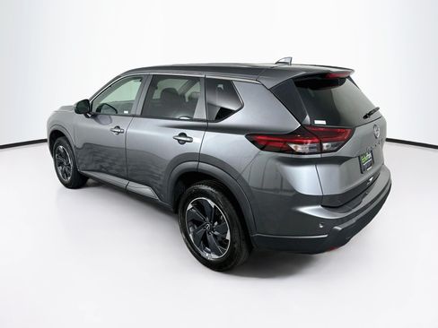 Used 2025 Nissan Rogue SV FWD image 5