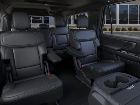 New 2026 Ford Expedition Max Platinum w/ Stealth Performance Package AWD/4WD image 11