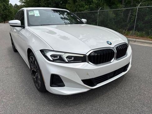 Certified 2025 BMW 330i Sedan w/ Premium Package RWD image 3