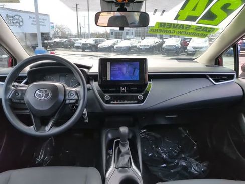 Used 2024 Toyota Corolla LE FWD image 14