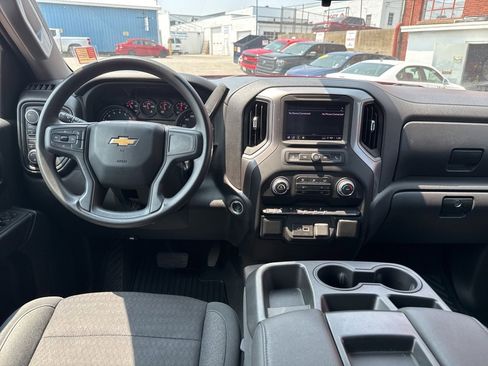 Used 2022 Chevrolet Silverado 1500 Custom image 21