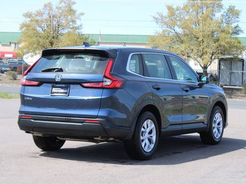 Used 2023 Honda CR-V LX image 5