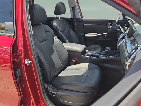 Used 2023 Kia Sorento S w/ Panoramic Sunroof Package FWD image 18