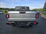Used 2020 Jeep Gladiator Overland image 3