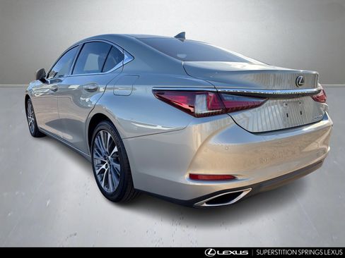 Used 2021 Lexus ES 350 w/ Premium Package image 4