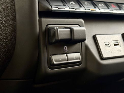Used 2024 Chevrolet Silverado 1500 Custom Trail Boss w/ Dark Appearance Package AWD/4WD image 28