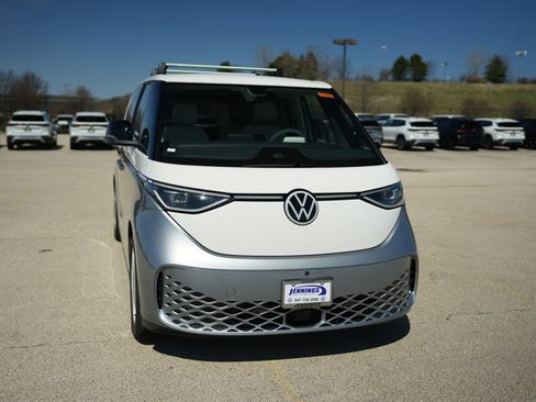 New 2025 Volkswagen ID. Buzz 1st Edition AWD/4WD image 2