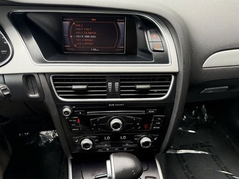 Used 2016 Audi A4 Premium image 24