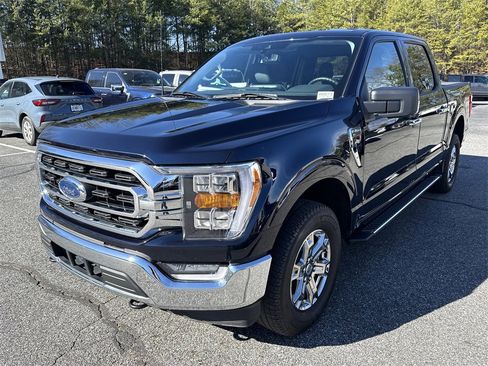 Used 2022 Ford F150 XLT w/ Equipment Group 302A High image 3