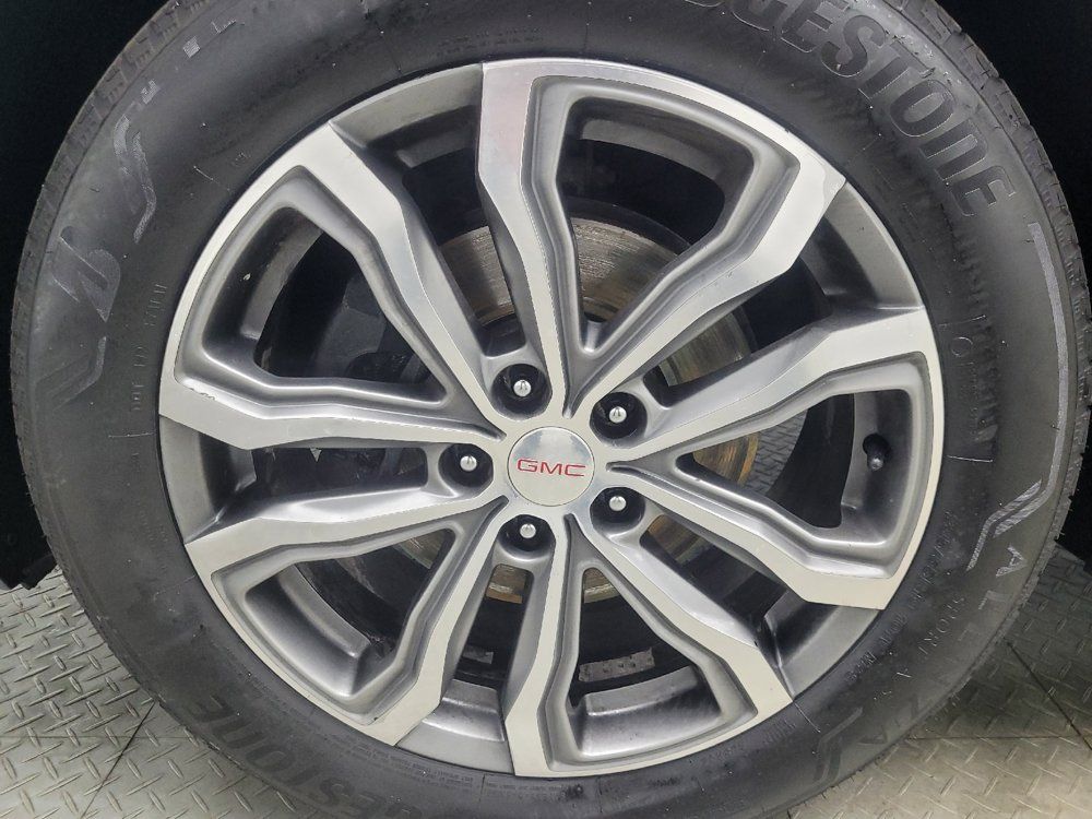 Used 2018 GMC Terrain Denali w/ Advanced Safety Package AWD/4WD image 31