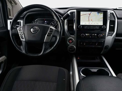 Used 2021 Nissan Titan SV w/ SV Convenience Package image 21