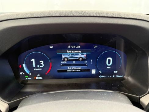 New 2026 Ford Explorer Active w/ Active Comfort Package image 4