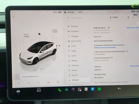 Used 2022 Tesla Model 3 Long Range AWD/4WD image 38