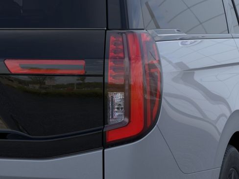New 2026 Ford Expedition Max Platinum w/ Stealth Appearance Package AWD/4WD image 24
