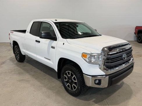 Used 2014 Toyota Tundra SR5 w/ TRD Off Road Package AWD/4WD image 6