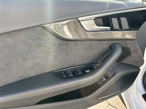Used 2021 Audi S4 Premium Plus w/ Premium Plus Package image 16