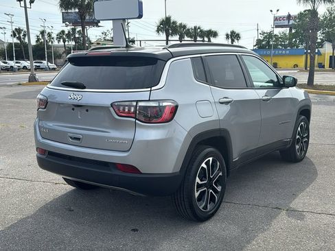 Used 2024 Jeep Compass Limited AWD/4WD image 5