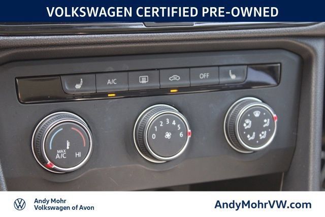 Used 2022 Volkswagen Taos SE w/ Panoramic Sunroof Package AWD/4WD image 40