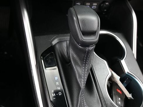 Used 2023 Toyota Highlander L image 21