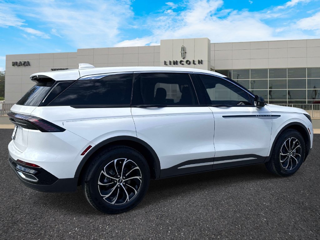 New 2026 Lincoln Nautilus Premier w/ Equipment Group 102A AWD/4WD image 7