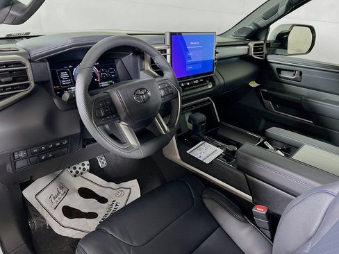 New 2026 Toyota Tundra Limited AWD/4WD image 9