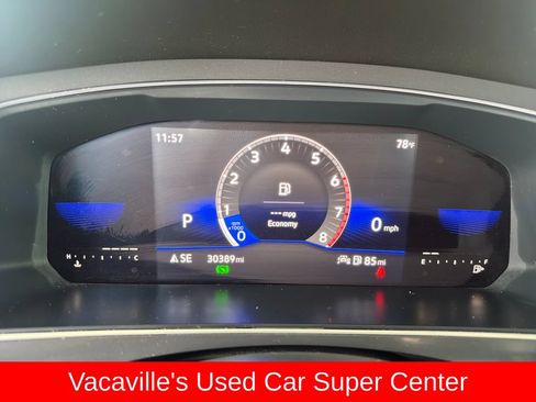 Used 2023 Volkswagen Tiguan SE R-Line FWD image 15