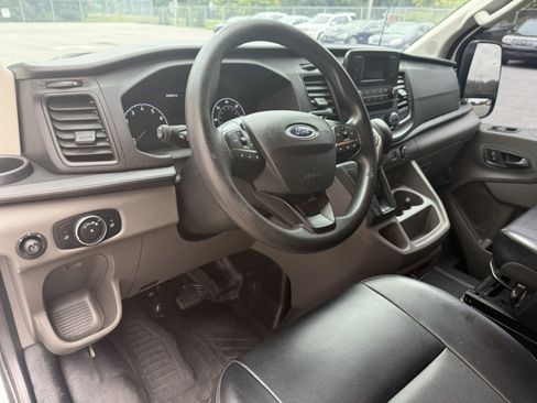Used 2020 Ford Transit 250 Low Roof RWD image 19
