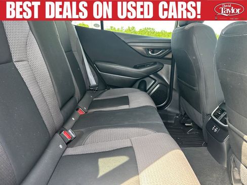 Used 2024 Subaru Outback Premium AWD/4WD image 32