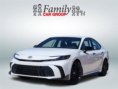 New 2026 Toyota Camry Hybrid image 1