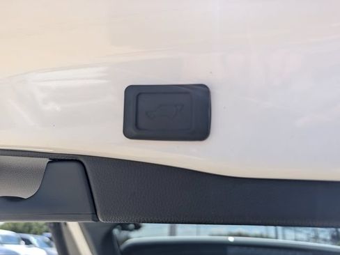 Used 2023 Toyota RAV4 XLE w/ Convenience Package AWD/4WD image 30