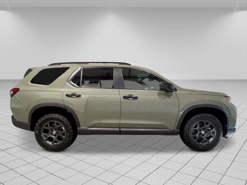 New 2026 Honda Pilot TrailSport image 8
