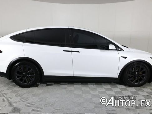 Used 2022 Tesla Model X Plaid AWD/4WD image 4