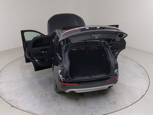 Used 2025 Lincoln Corsair Reserve image 51