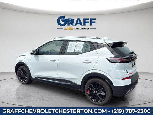Used 2023 Chevrolet Bolt EUV Premier w/ Sun & Sound Package FWD image 14