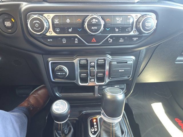 Used 2021 Jeep Gladiator Overland AWD/4WD image 24