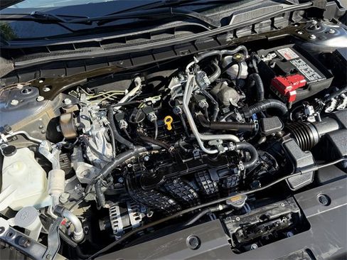 Used 2025 Nissan Altima 2.5 SV image 24