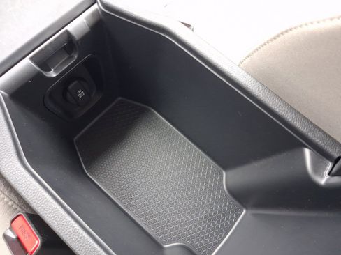 Used 2023 Honda Accord EX image 18