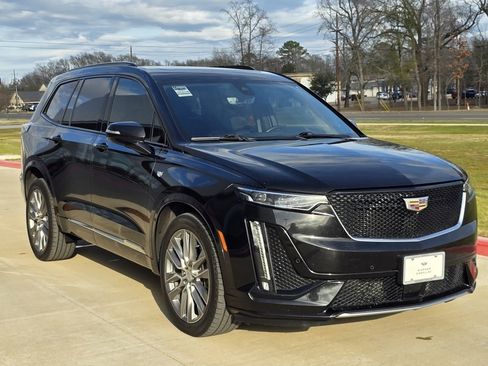 Used 2020 Cadillac XT6 Sport w/ Platinum Package image 7