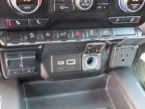 Certified 2021 Chevrolet Silverado 1500 RST w/ All Star Edition Plus AWD/4WD image 7