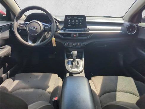 Used 2021 Kia Forte LXS FWD image 25