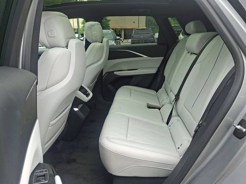 Used 2024 Cadillac Lyriq Sport AWD/4WD image 10