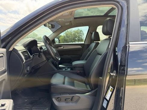 Used 2021 Volkswagen Atlas SEL AWD/4WD image 7