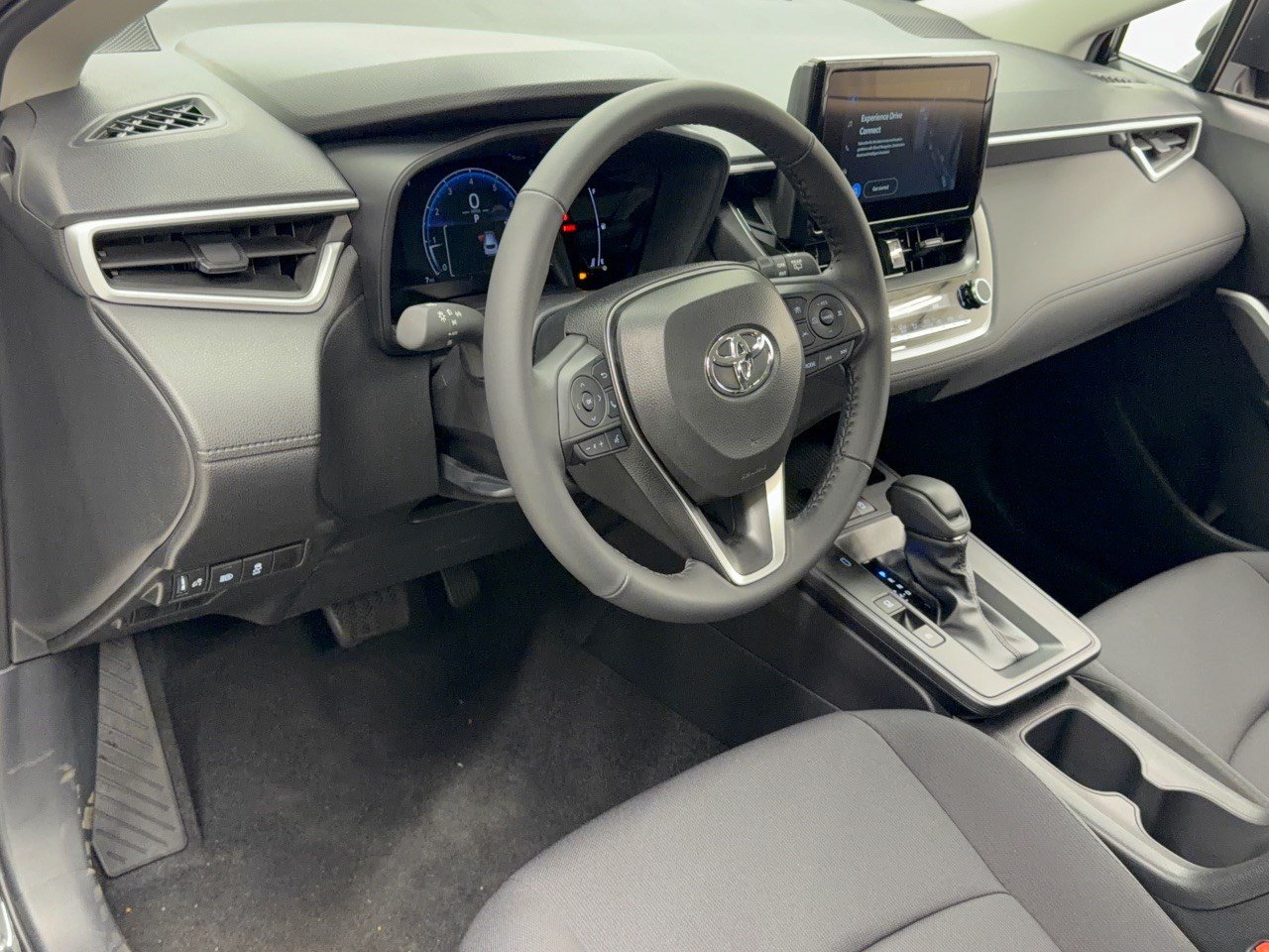 New 2026 Toyota Corolla Cross LE AWD/4WD image 4